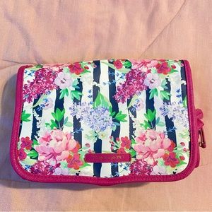 tahari floral hanging foldable makeup travel storage bag EUC